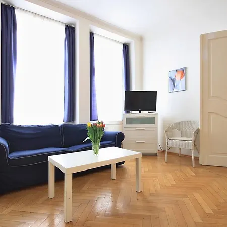 Quadrio Bedroom *
