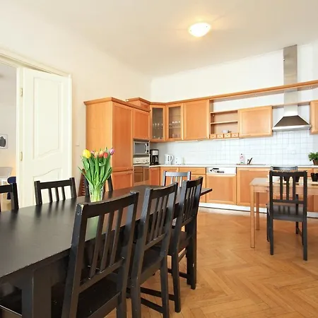 Quadrio Bedroom Apartment Prague