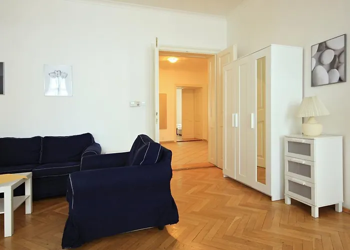 Quadrio Bedroom *