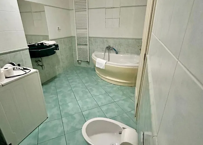 Quadrio Bedroom *