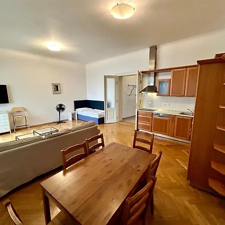 Quadrio Bedroom