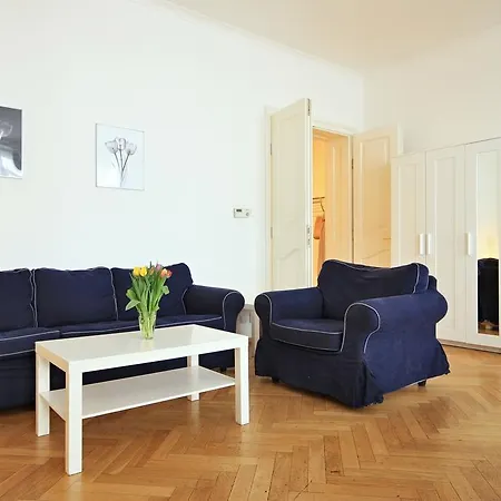 Quadrio Bedroom
